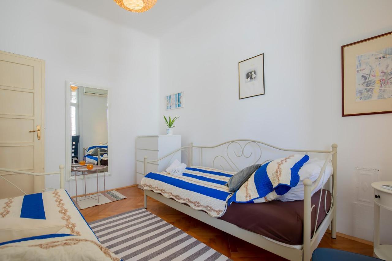 Amphitheater Apartment Pula Luaran gambar