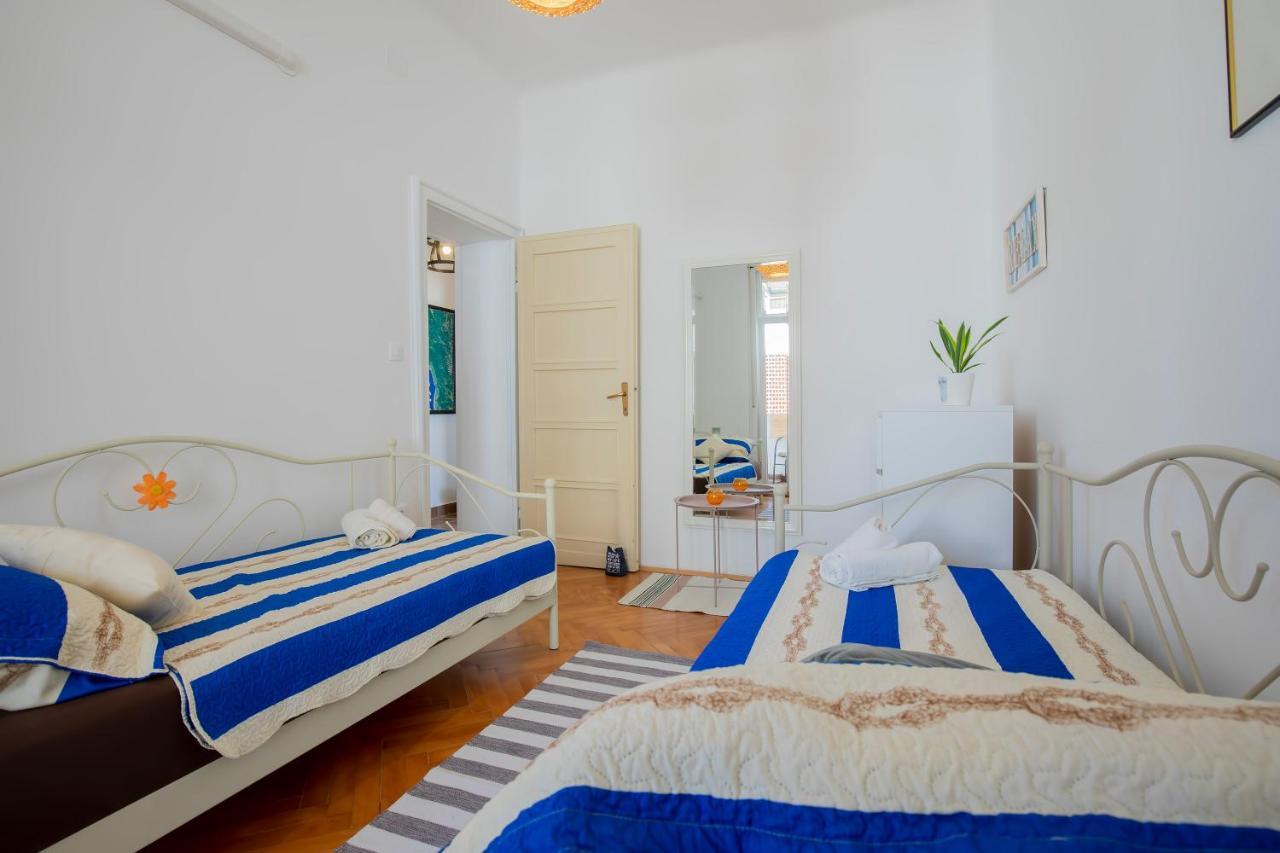 Amphitheater Apartment Pula Luaran gambar