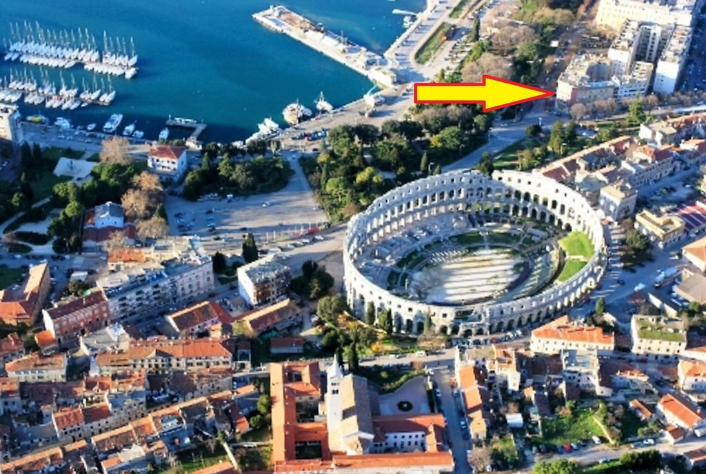Amphitheater Apartment Pula Luaran gambar